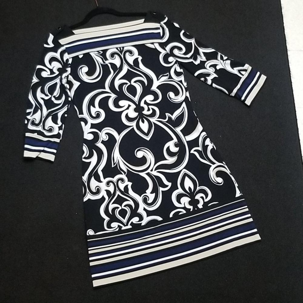 WHITE HOUSE BLACK MARKET shift dress allover print